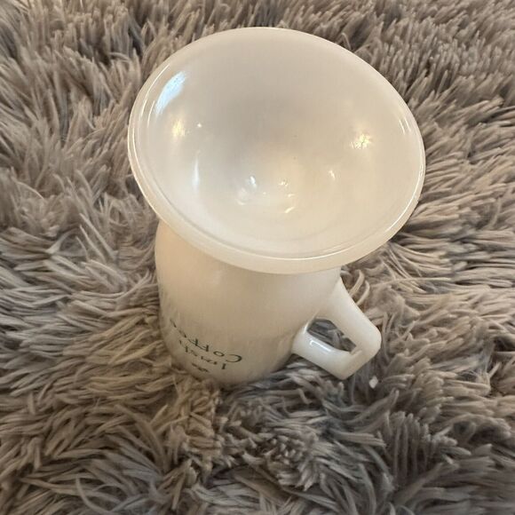 Vintage Irish Coffee Shamrock Mug Pedestal Cup Milk Glass St Patrick's Day - Picture 5 of 5